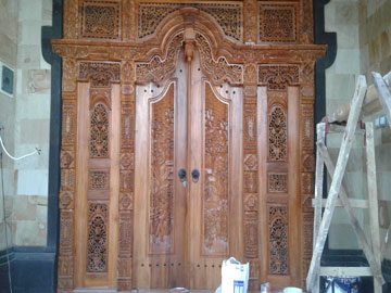 Syarif - Lapak Tukang Pagar Kayu