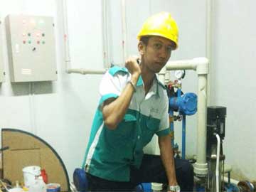 Agus Riansah - Lapak Tukang Listrik