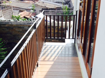 J. Hermanus - Lapak Tukang Lantai Kayu