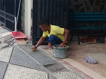 Eko Mulyanto - Lapak Tukang Keramik